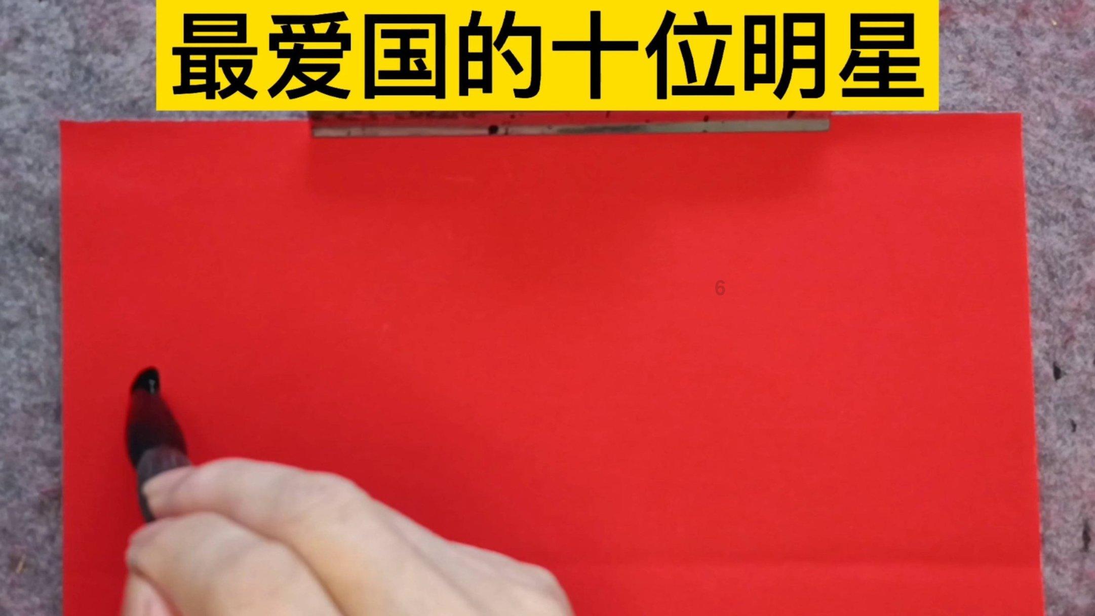 古代战场上，为什么守城士兵宁愿用石头砸，也不愿意推倒梯子呢？